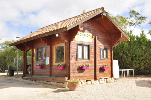 Camping La Estanca de Alcañiz Camping La Estanca de Alcañiz