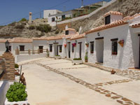 Cuevas Al-Qulayat