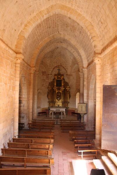 Nave central ermita San BartolomÃ©