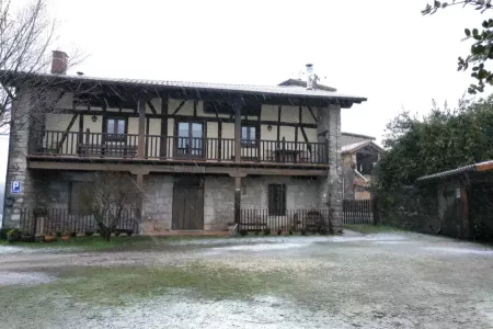 Casa Rural Apezetxea