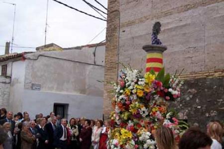 Ofrenda a la Virgen del Pilar