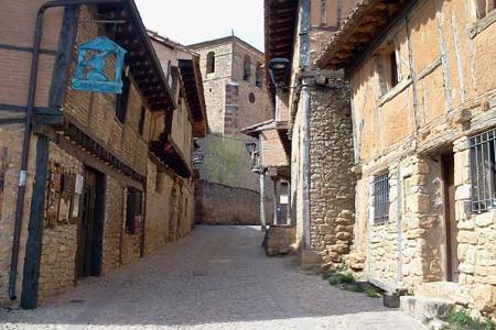 Calles de Calatañazor.