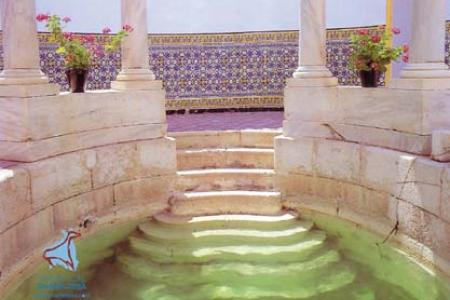 Interior del balneario de Carratraca.