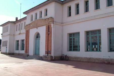 Edificio de la escuela de Peñalba