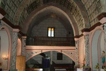 Interior de la Ermita de Fraella