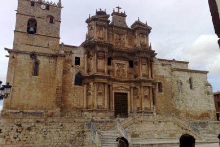 Iglesia Parroquial de Gumiel de Izán. Iglesia Parroquial de Gumiel de Izán.