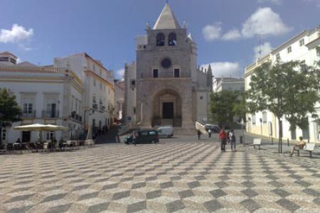Plaza de la Iglesia de Elvas. Plaza de la Iglesia de Elvas.
