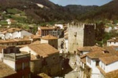 Vista general de de la Villa de Salas