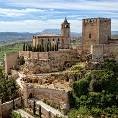 imagen aerea de las entrepuertas de la fortaleza de la mota