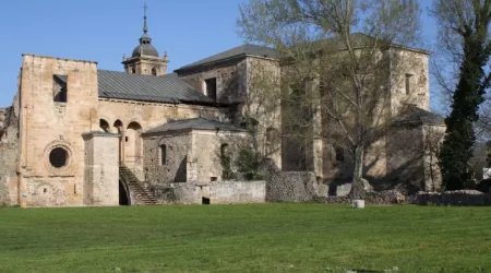 El Monasterio de Santa María de Carracedo