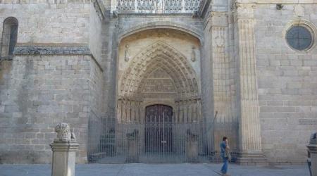 Puerta de Entrada de la Catedral de Ávila