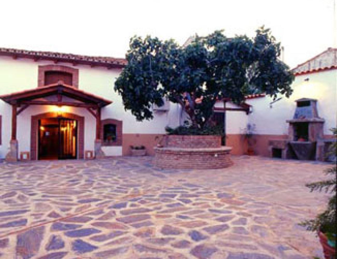 Apartamentos Rurales La Solana Apartamentos Rurales La Solana